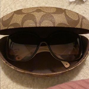 Coach tortoise sunglasses in the style SIMONE
